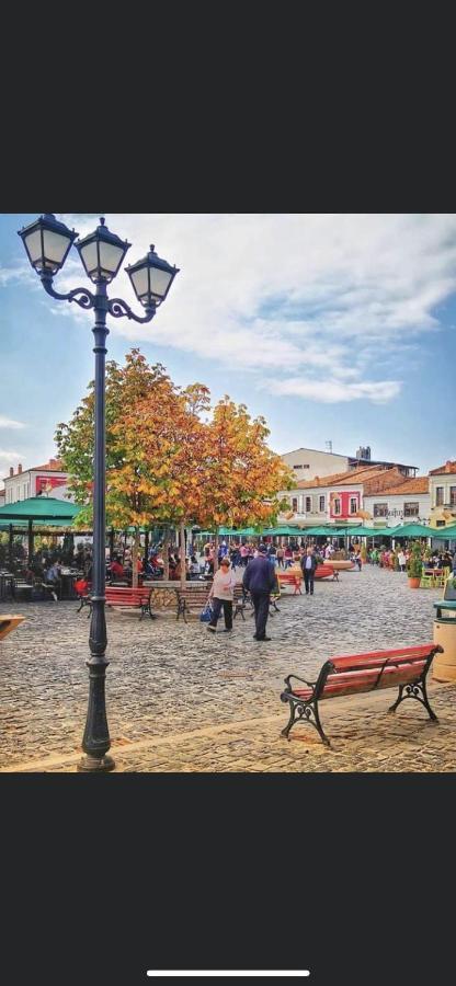 Tradicional Bazaar Home Korce Eksteriør bilde