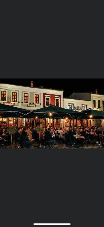 Tradicional Bazaar Home Korce Eksteriør bilde