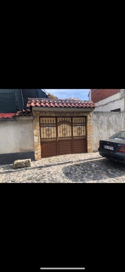 Tradicional Bazaar Home Korce Eksteriør bilde