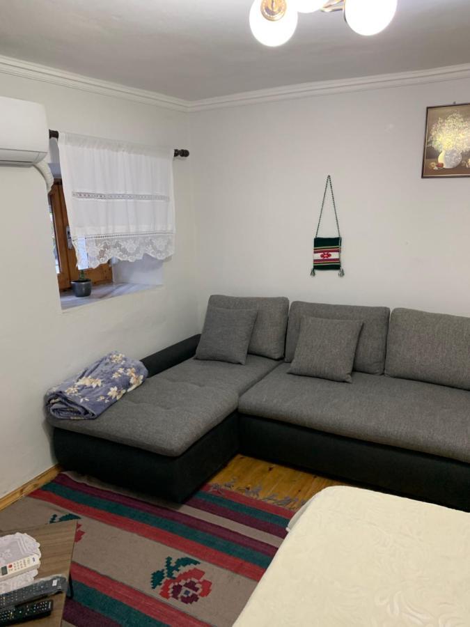 Tradicional Bazaar Home Korce Eksteriør bilde